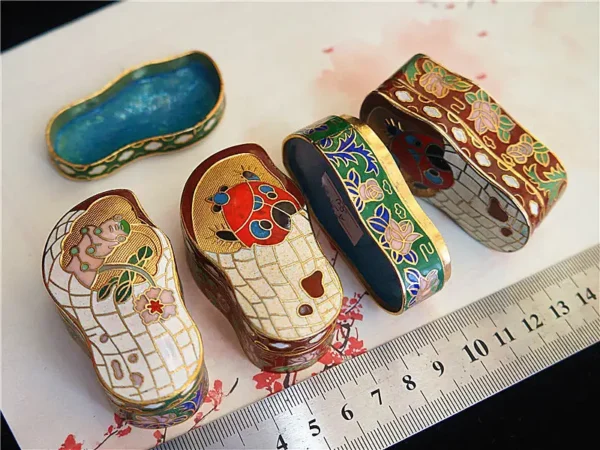 kf-S203b9430d6b34b73a5527fe797cede46C Vintage Cloisonne Enamel Box Collectible